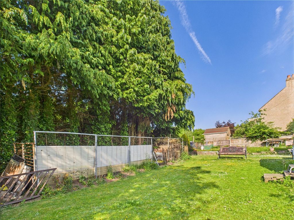 Property photo 3 of 18 Picture No. 51