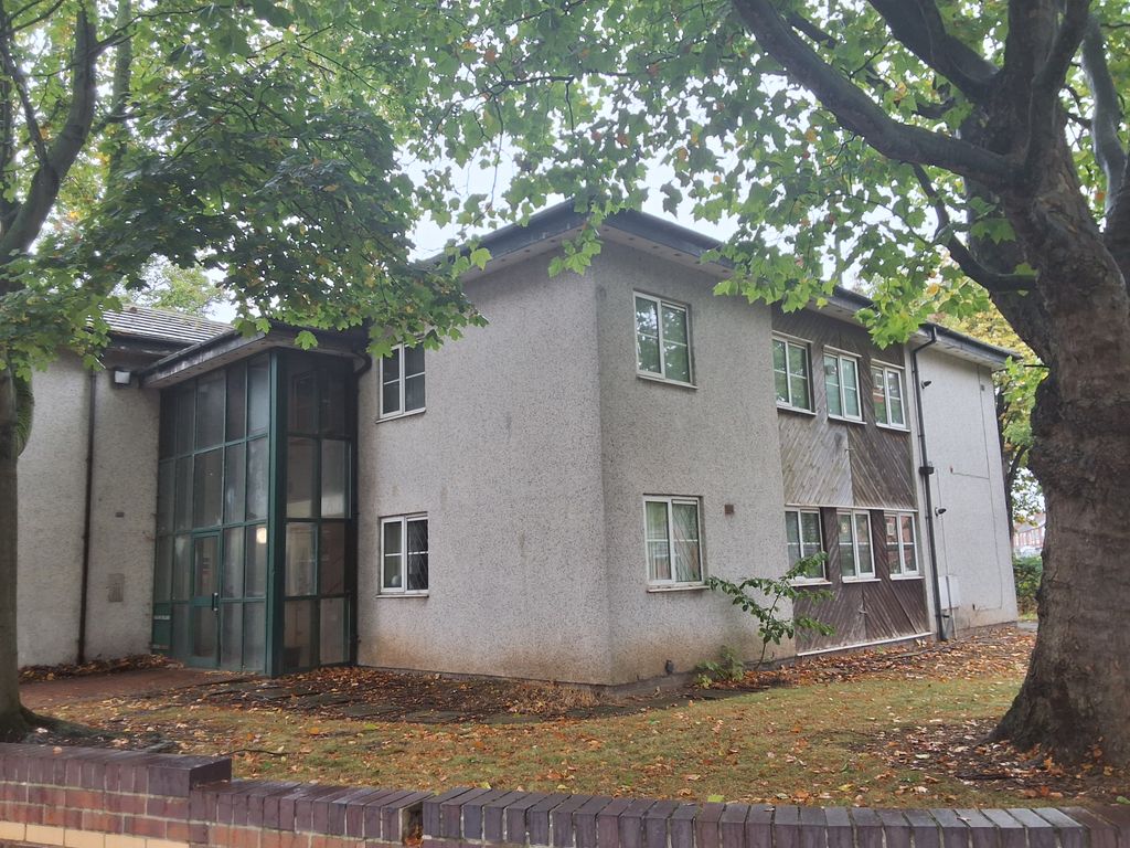 Property photo 1 of 12