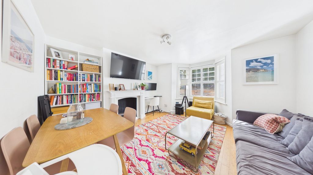 Property photo 1 of 7