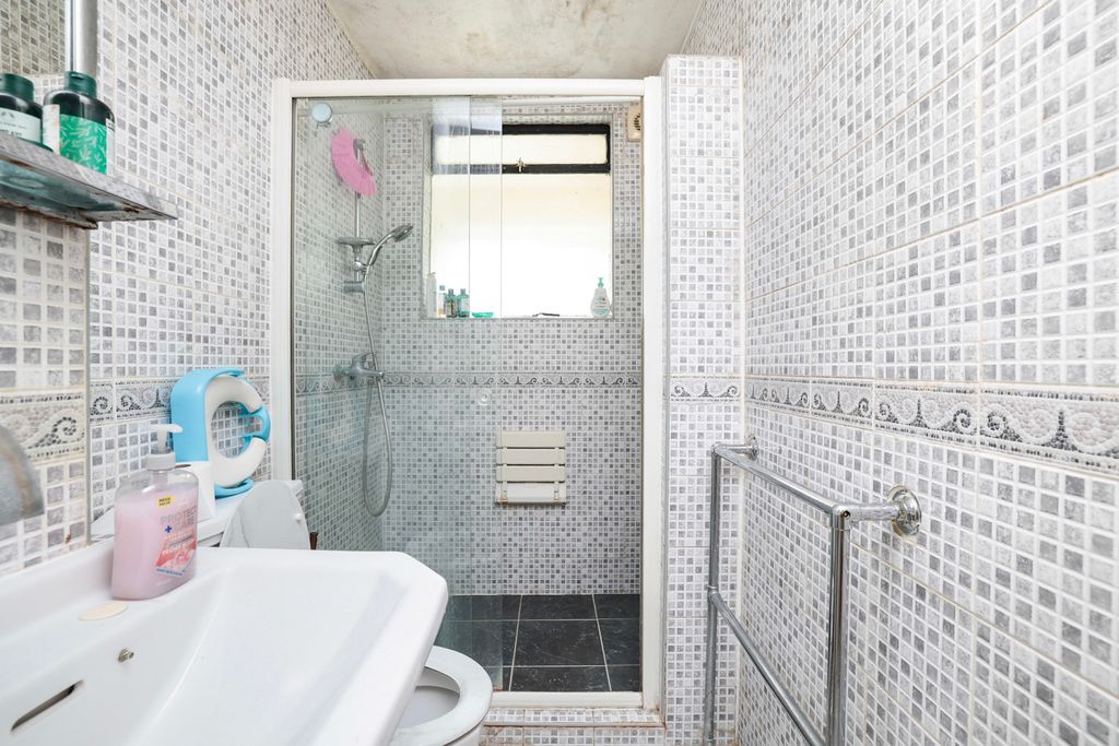 Property photo 3 of 11 Pbox-Img.Jpg