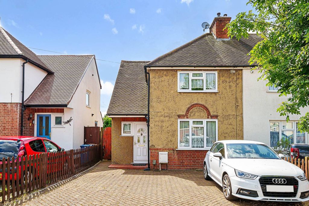 Property photo 2 of 13