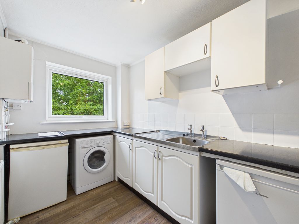 Additional image 5 of 1 bed flat for saleArrancourt, Gilligan Close, Horsham RH12