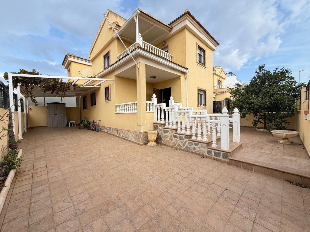 Property photo 1 of 50