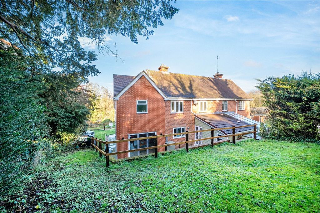 Property photo 1 of 10 Rear