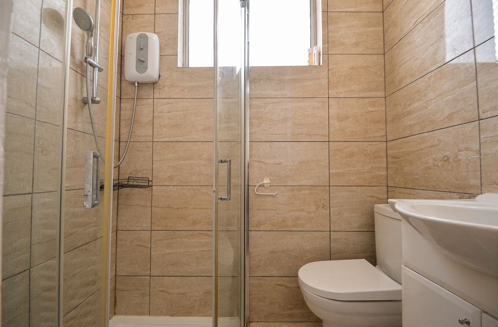Property photo 3 of 15 V6Jsc