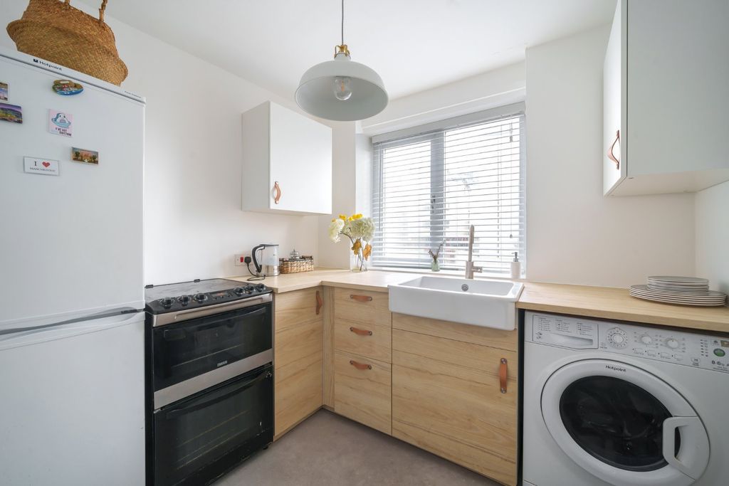 Property photo 2 of 12 Picture No. 04