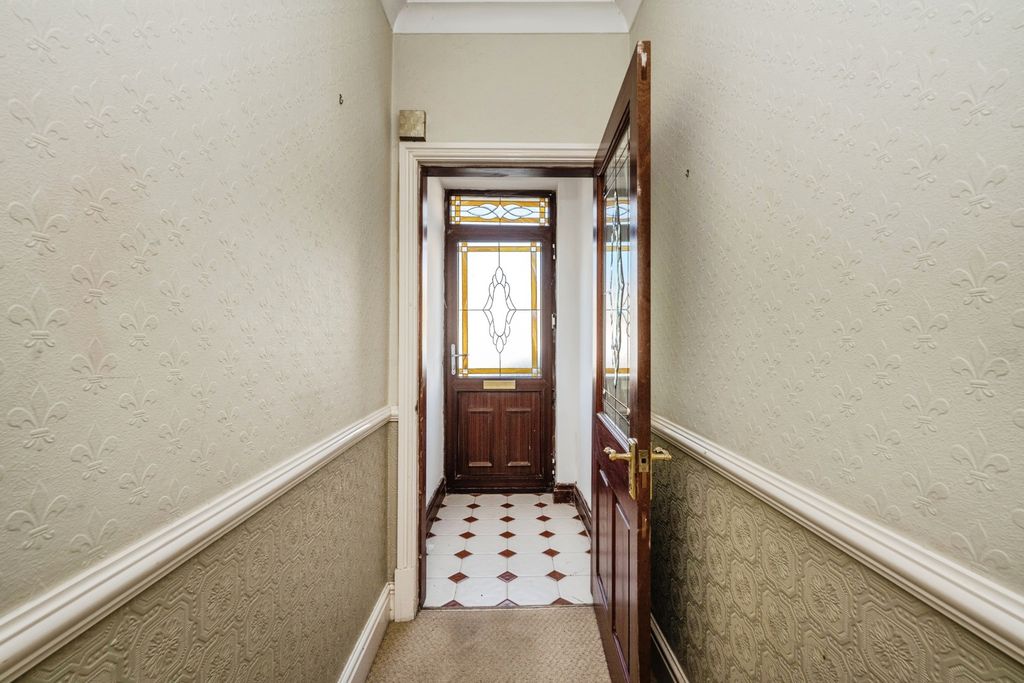 Property photo 2 of 25 Pbox-Img.Jpg