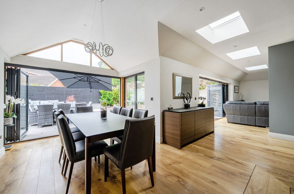 Property photo 3 of 26 1468531-29-6A198B...