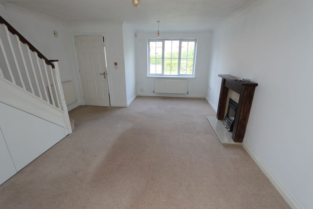 Property photo 3 of 14 Photo 2