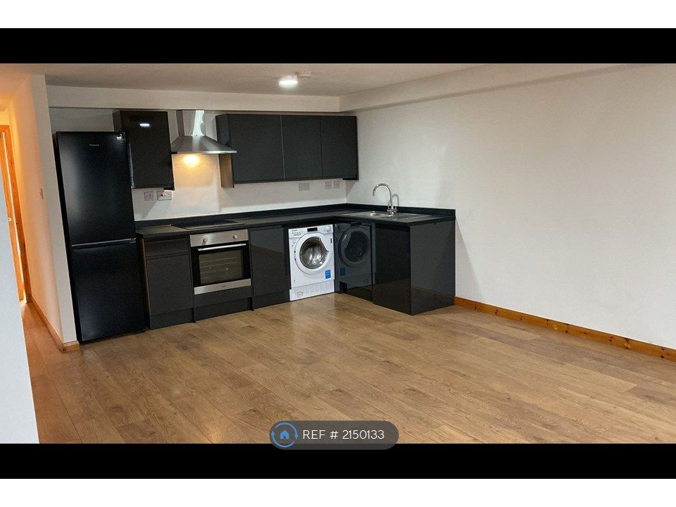 Property photo 1 of 7 Kitchen