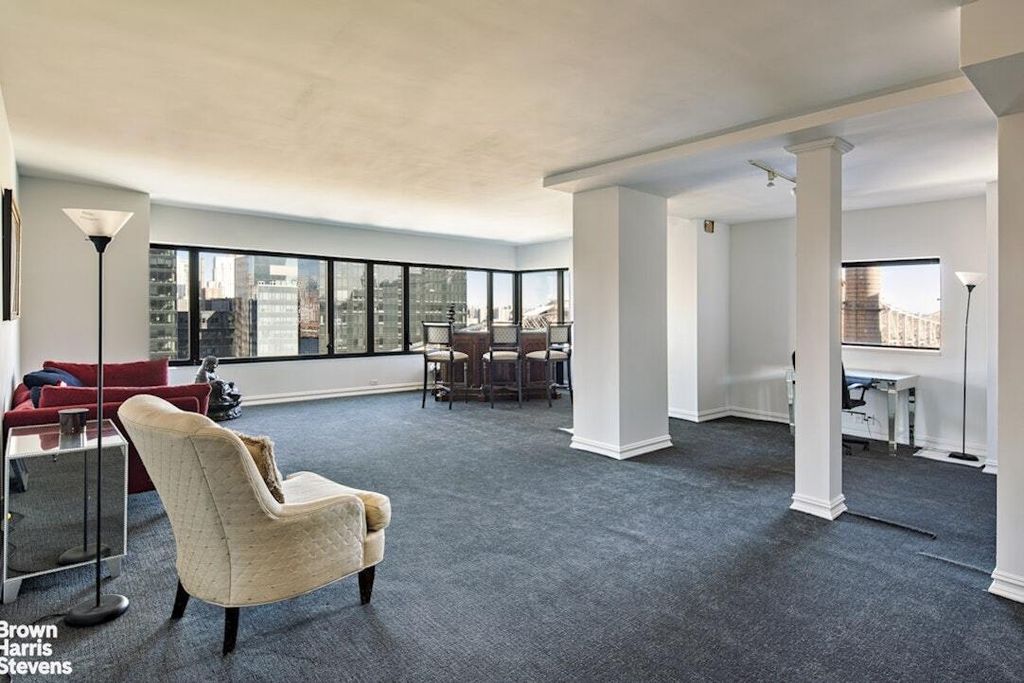 Property photo 2 of 11 <Alttext/>