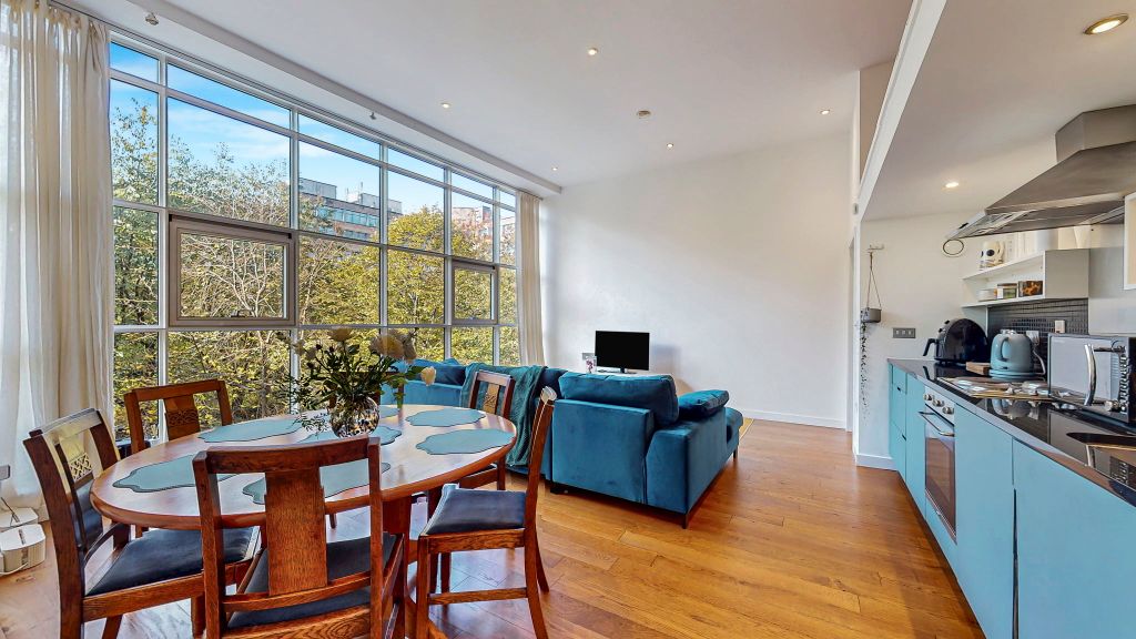 Property photo 3 of 19 23-Web-Or-Mls-145 Albion Street Flat 1.9_36