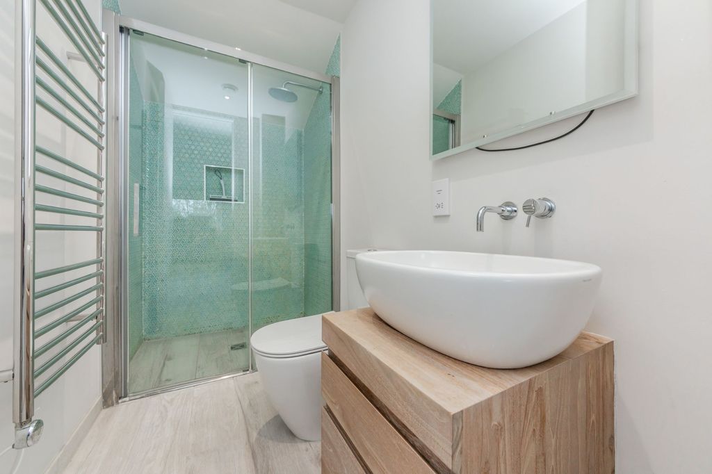 Additional image 17 of 3 bed detached house for salePriory Street, Lewes BN7