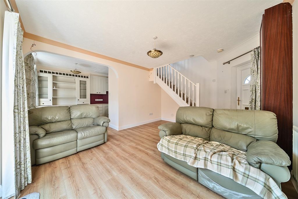 Property photo 2 of 13 Living Room Kitchen H.Jpg