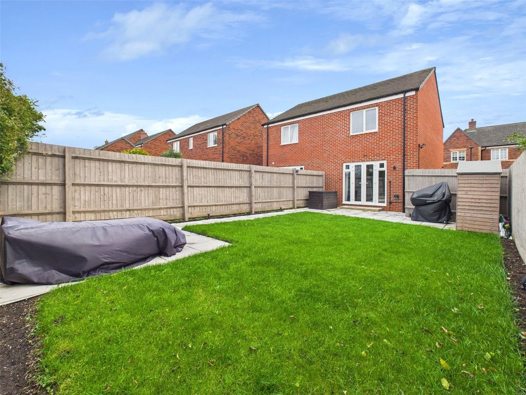 Property photo 2 of 16 Rear