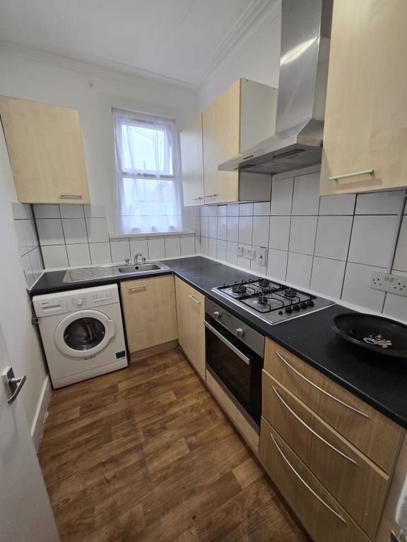 Property photo 2 of 8 Gallery