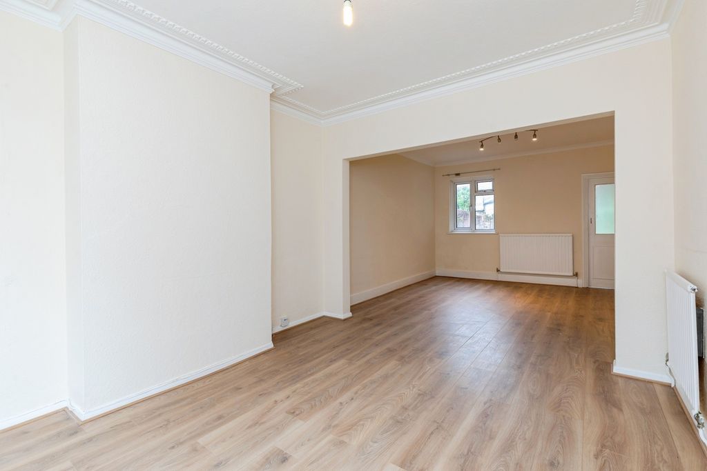 Property photo 1 of 15 Photo