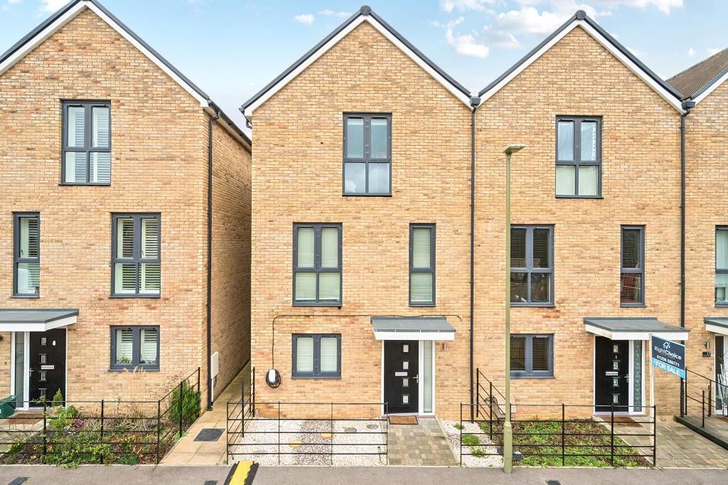 Property photo 1 of 18 External View