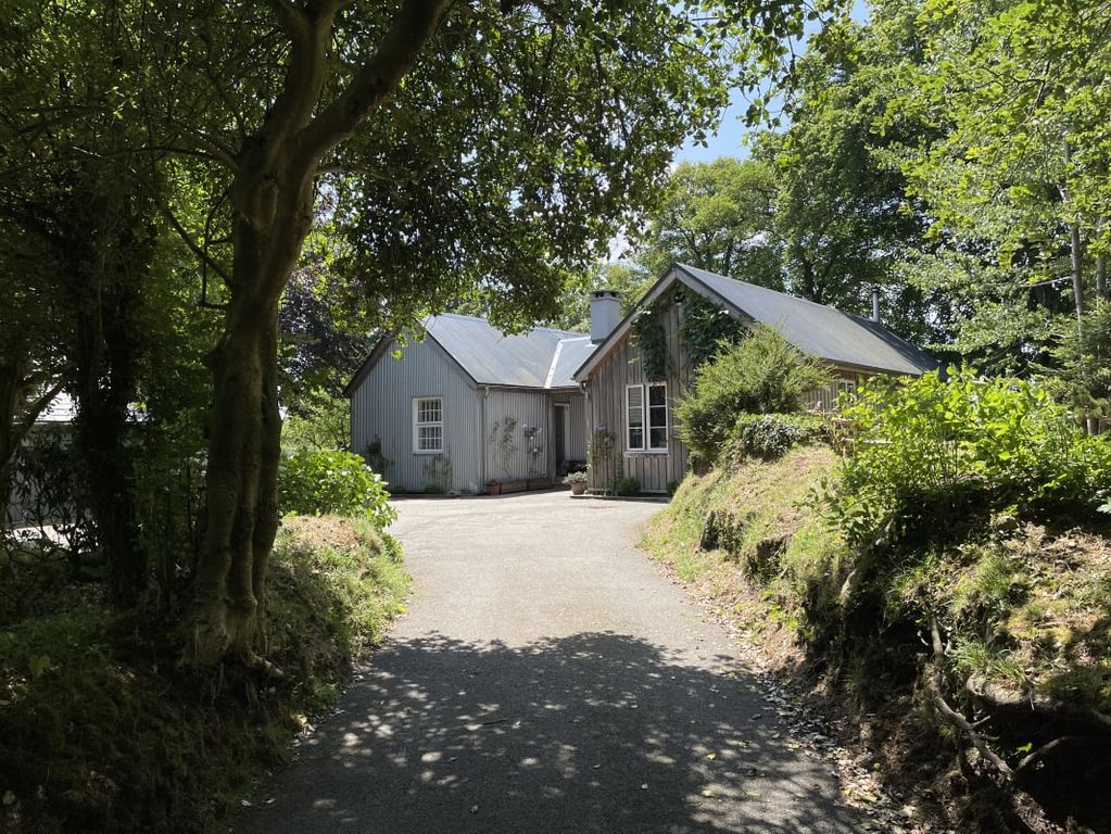Property photo 1 of 24