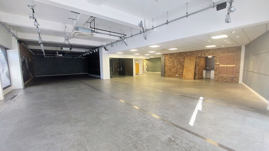 Property photo 3 of 7 Photo 14