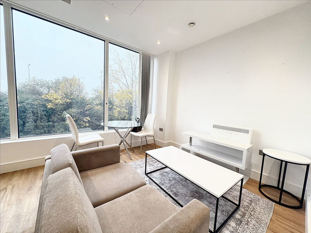 Property photo 2 of 14