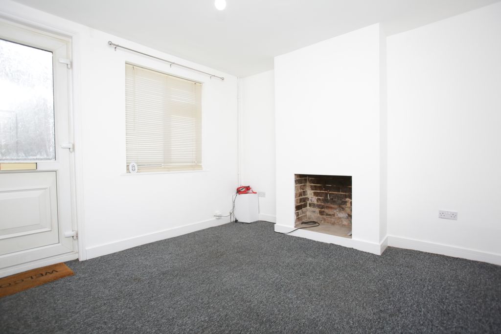 Property photo 3 of 14 593A4427