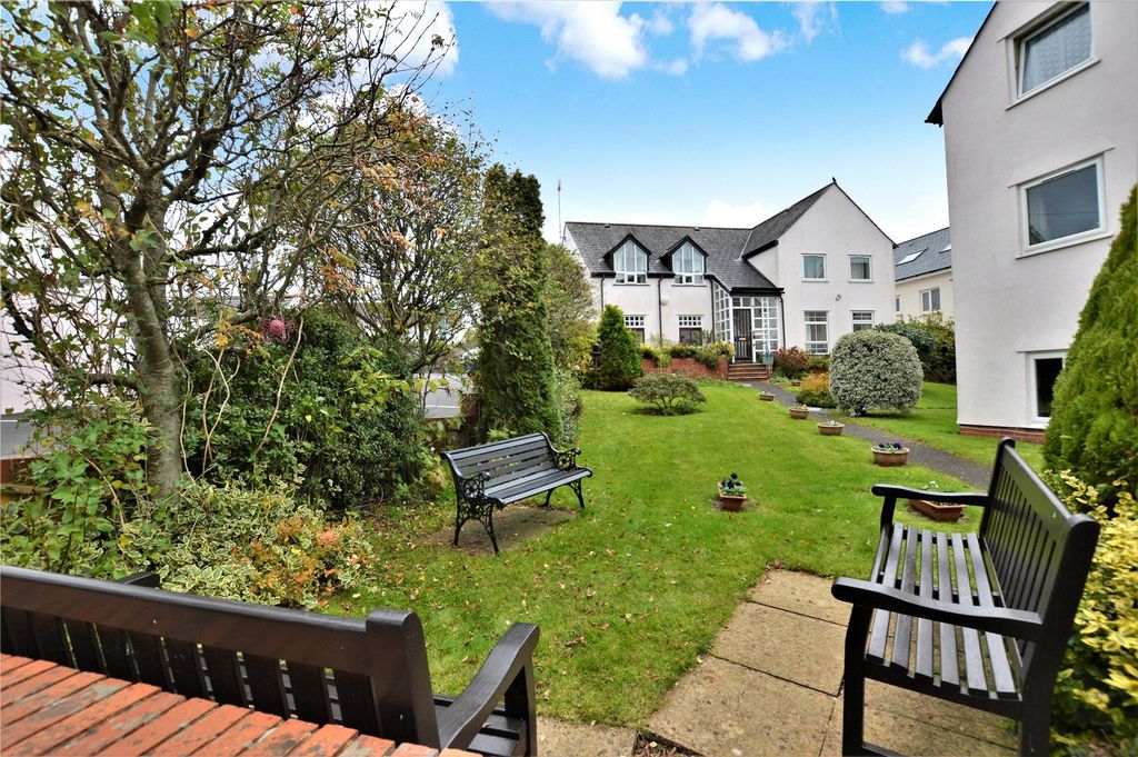 Property photo 2 of 11 Picture No. 01