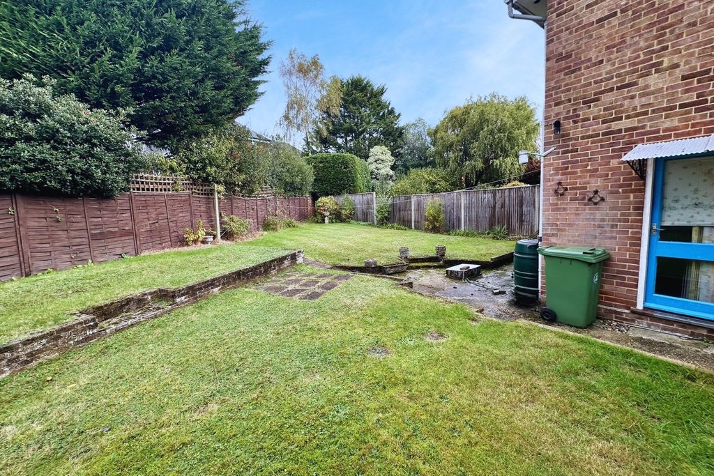 Property photo 2 of 18