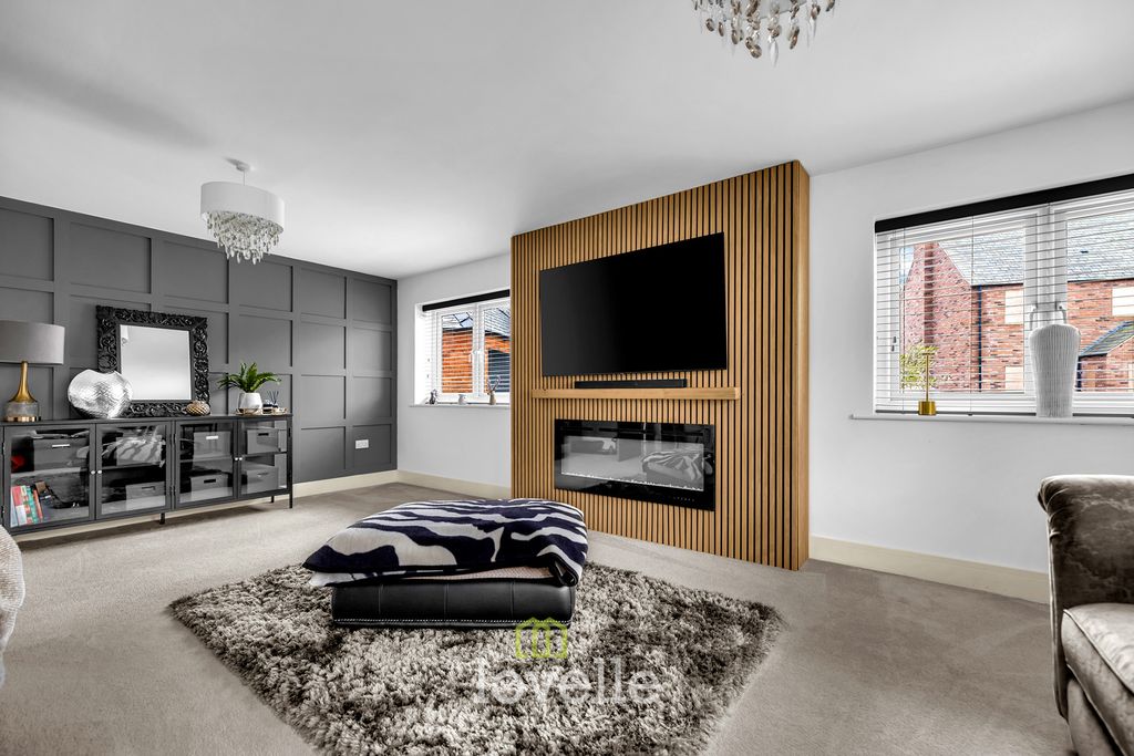 Property photo 3 of 45