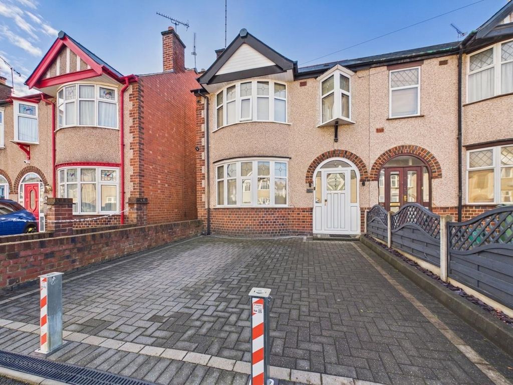 Property photo 1 of 14 External