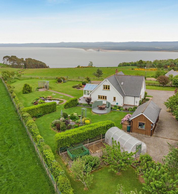 Property photo 1 of 27 Firth View