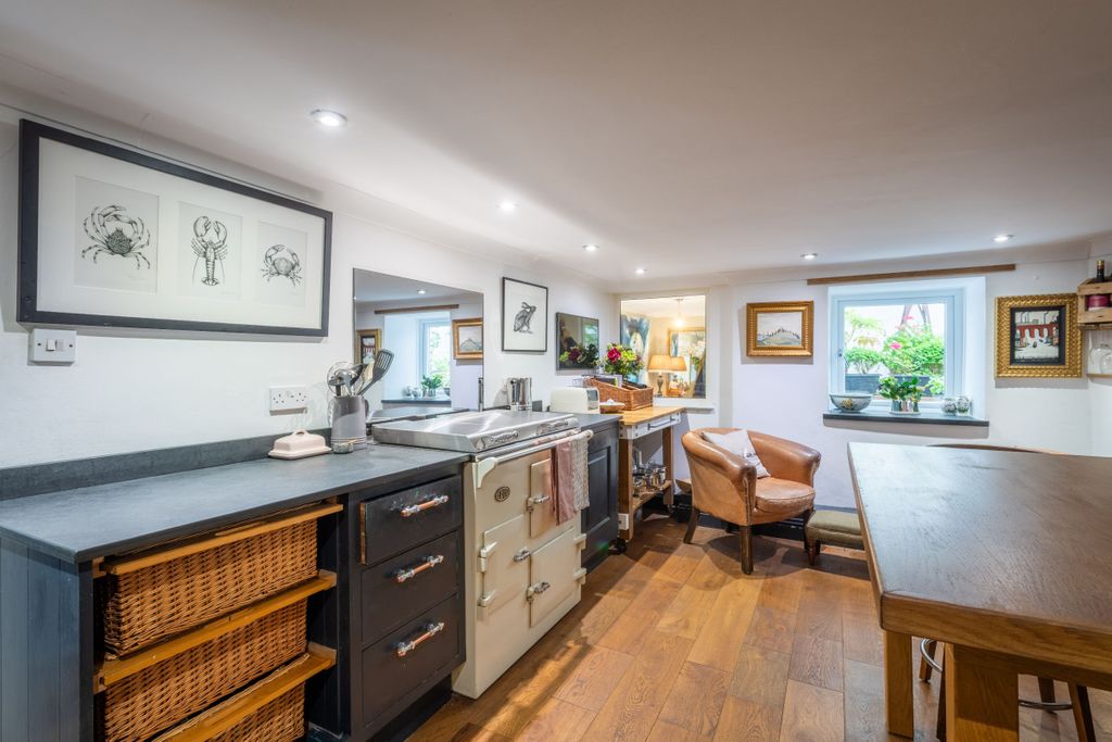 Additional image 20 of 2 bed flat for saleImperial Court, Lynton EX35