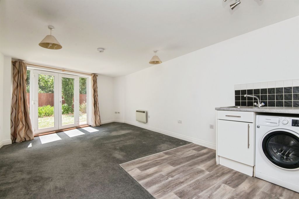 Property photo 2 of 15