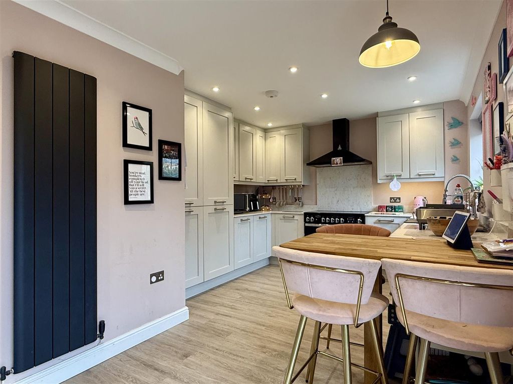 Property photo 2 of 18 Img_8015.Jpeg