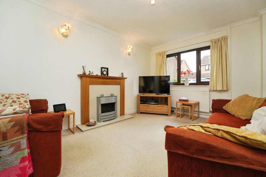 Property photo 3 of 14 Pbox-Img.Jpg