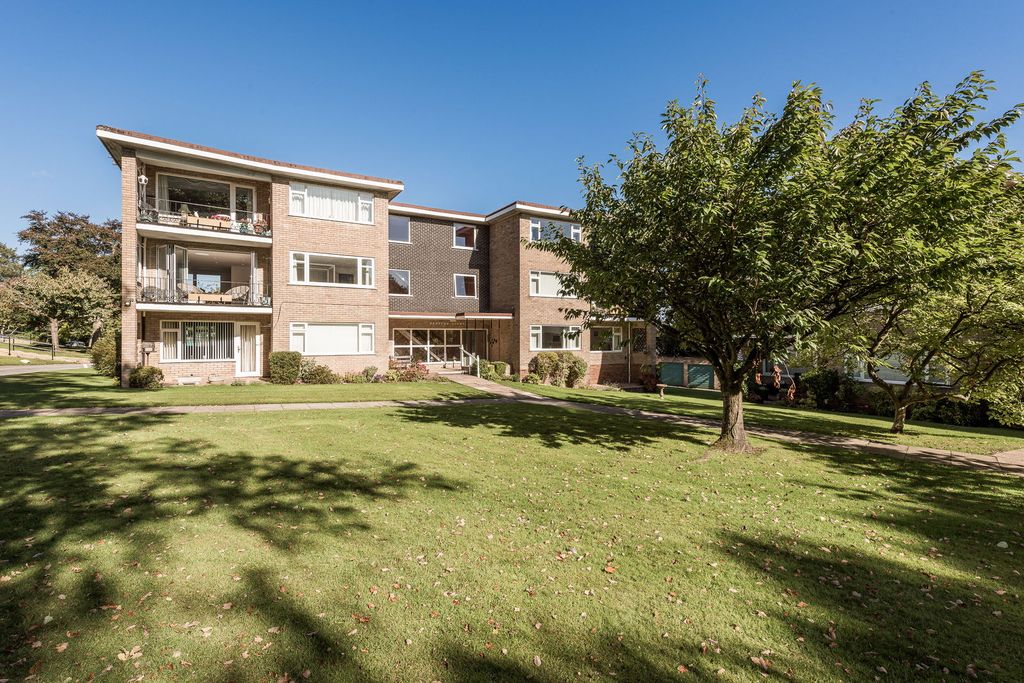 Property photo 1 of 47