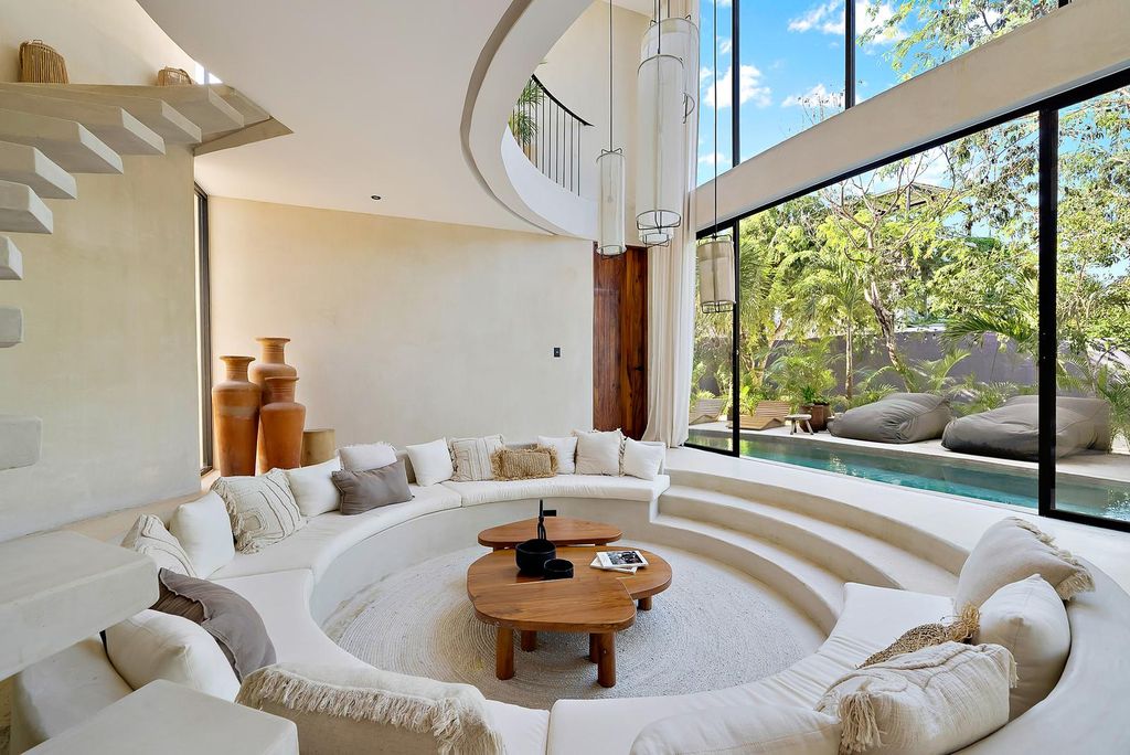 Property photo 1 of 28