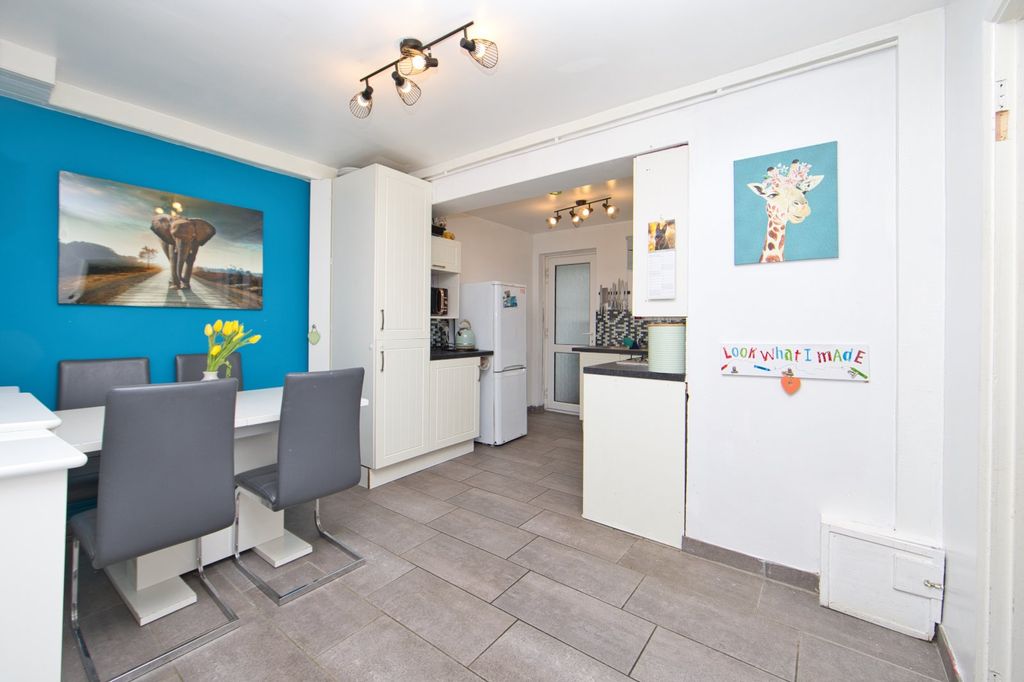 Property photo 3 of 13 Picture 3