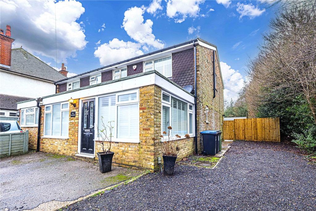 Property photo 2 of 31 Picture No. 32