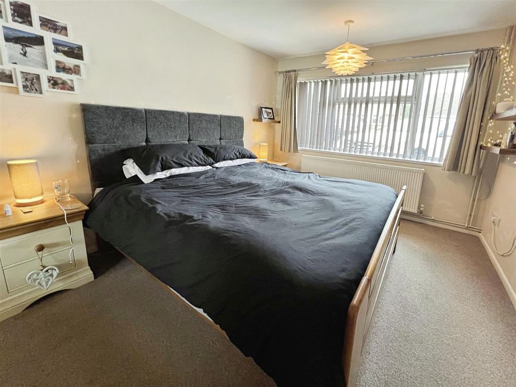 Property photo 2 of 14 Bedroom One