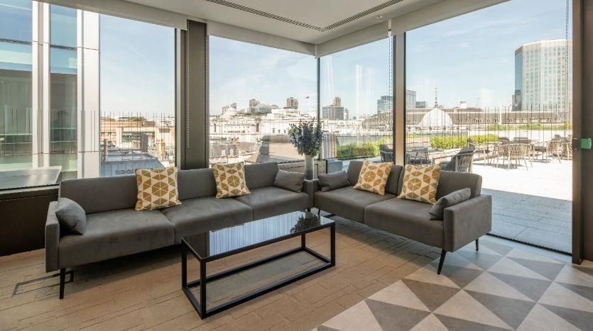 Property photo 2 of 13 Serviced Office To Rent In King William Street, Ba