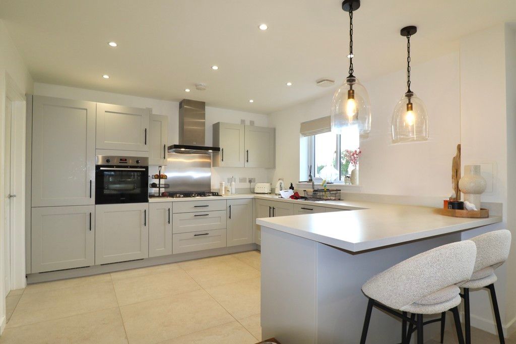 Additional image 5 of 4 bed detached house to rentEast Kip Walk, Murieston EH54