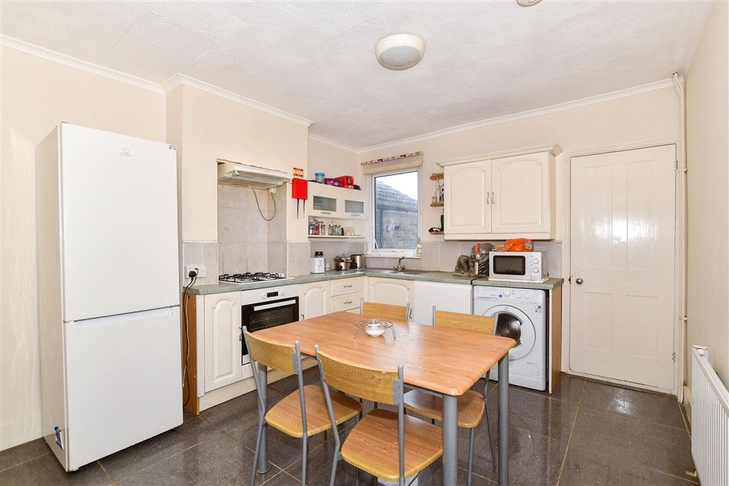 Property photo 3 of 16 Kitchen/ Breakfast Room