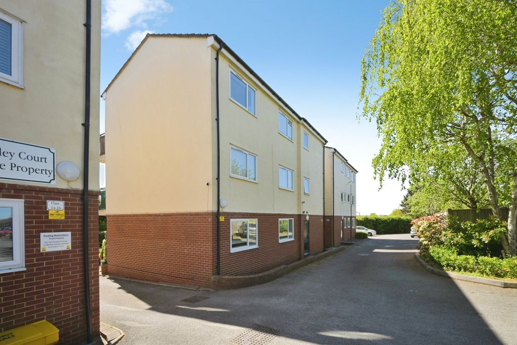 Property photo 1 of 10