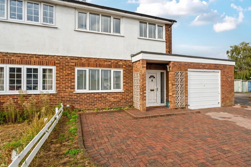 Property photo 1 of 13 1344705-13-68B72B9d732B6.Jpg
