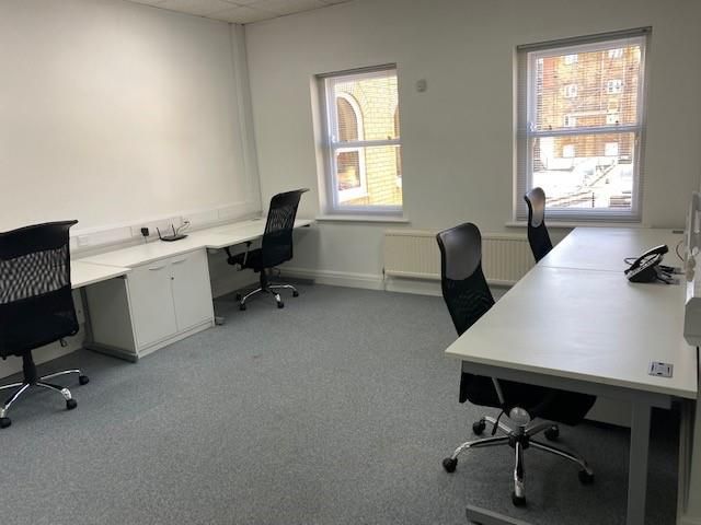 Property photo 2 of 6