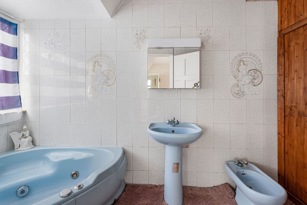 Additional image 18 of 7 bed detached house for saleDorset Drive, Edgware HA8