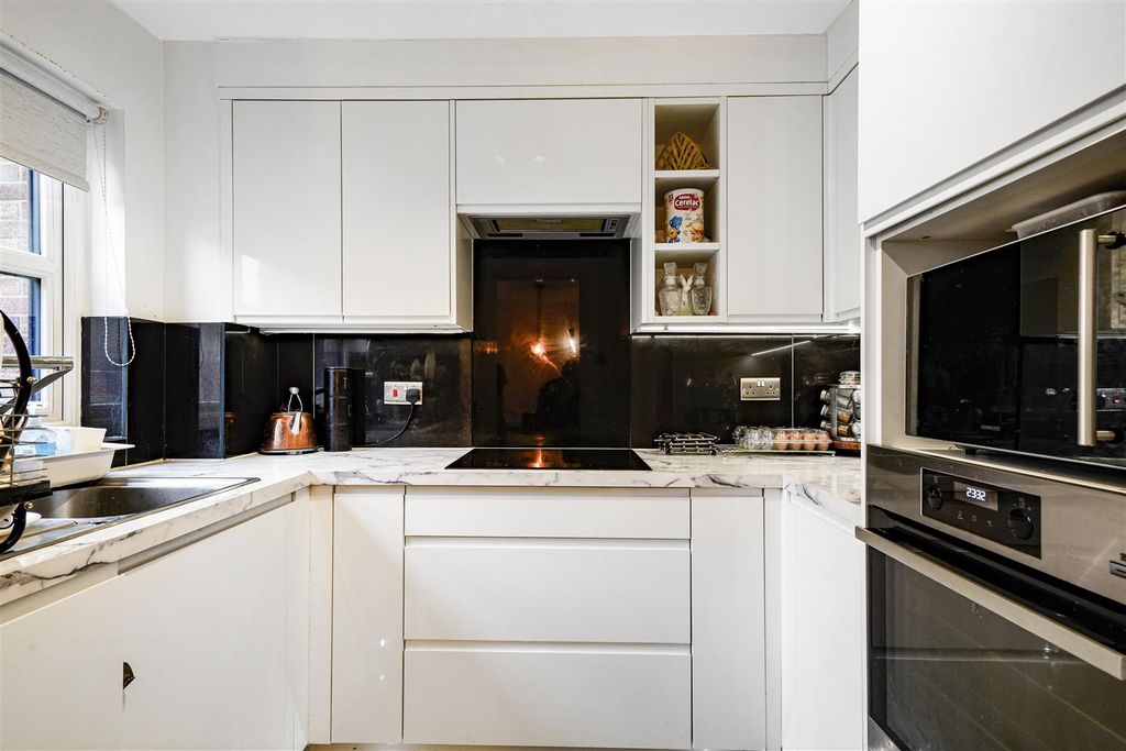 Property photo 3 of 12 90 Conifer Way - Wdgxcywvhmzjkolwrsac.Jpg