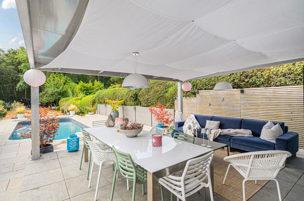 Property photo 3 of 45 3-6A8585Ad00Fa8-1...