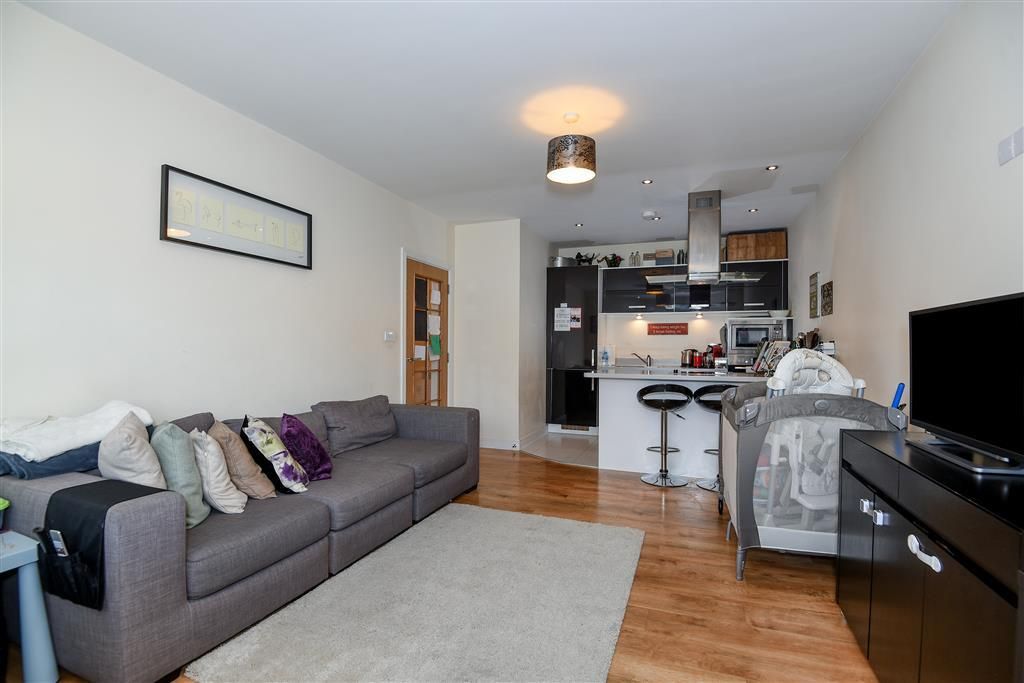 Property photo 1 of 9 Image